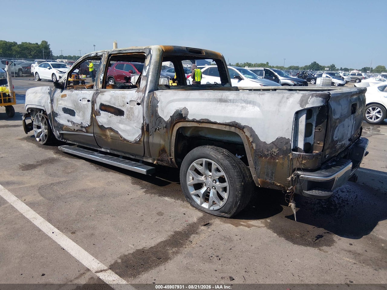 2014 GMC SIERRA 1500 SLT · 3/10