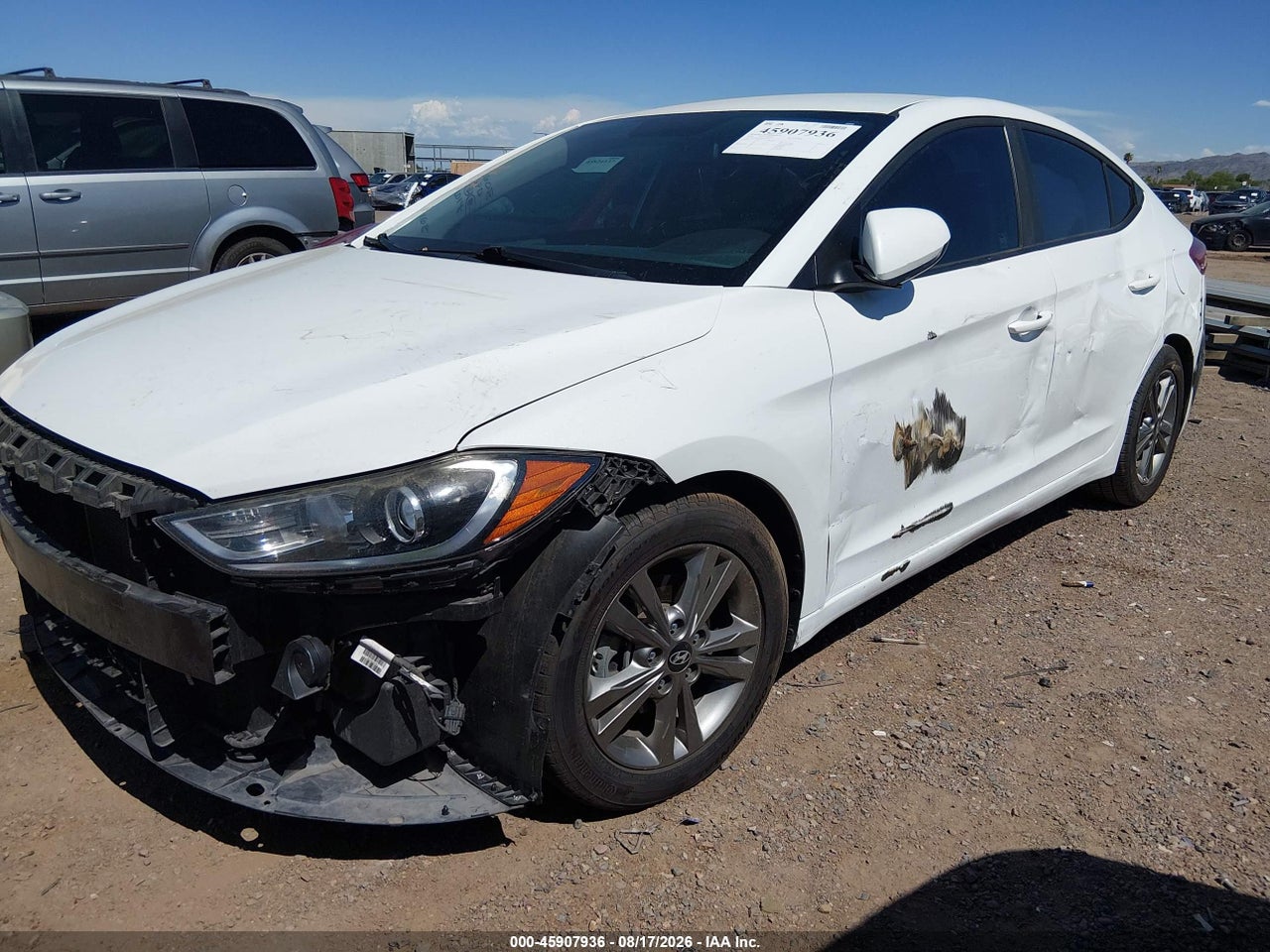 2018 HYUNDAI ELANTRA SEL · 2/11