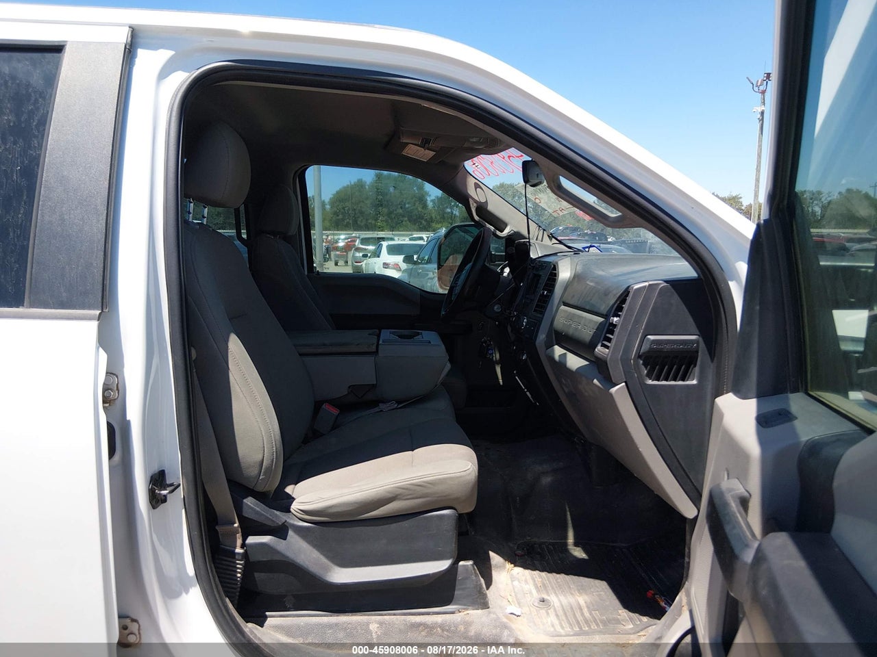 2017 FORD F-250 XL · 5/11