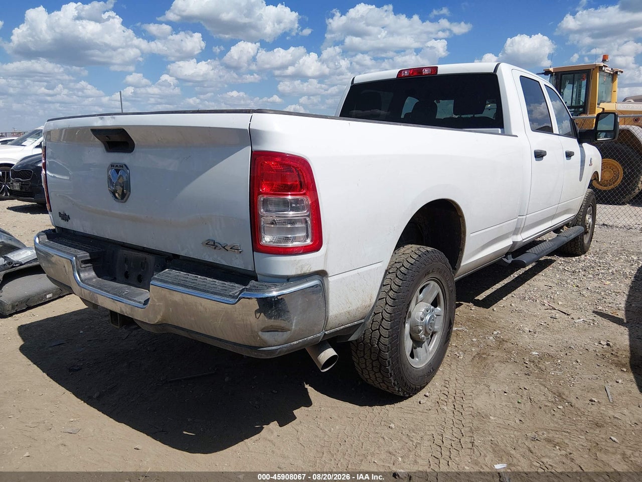 2024 RAM 2500 TRADESMAN  4X4 8' BOX · 4/11