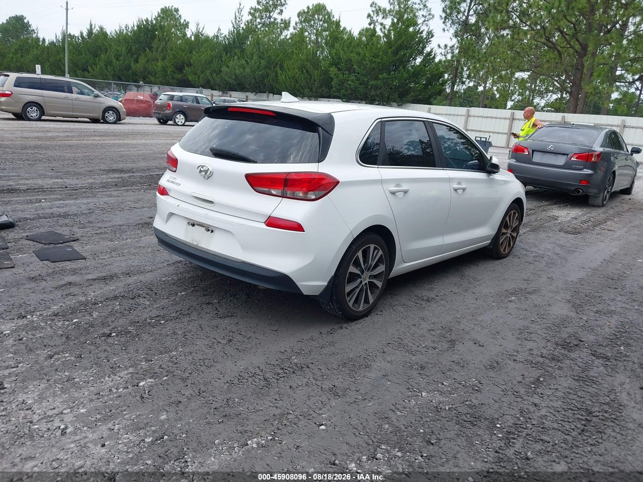 2018 HYUNDAI ELANTRA GT · 4/11