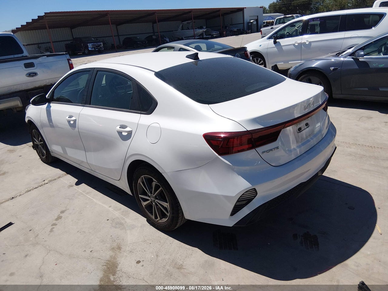 2024 KIA FORTE LXS · 3/11
