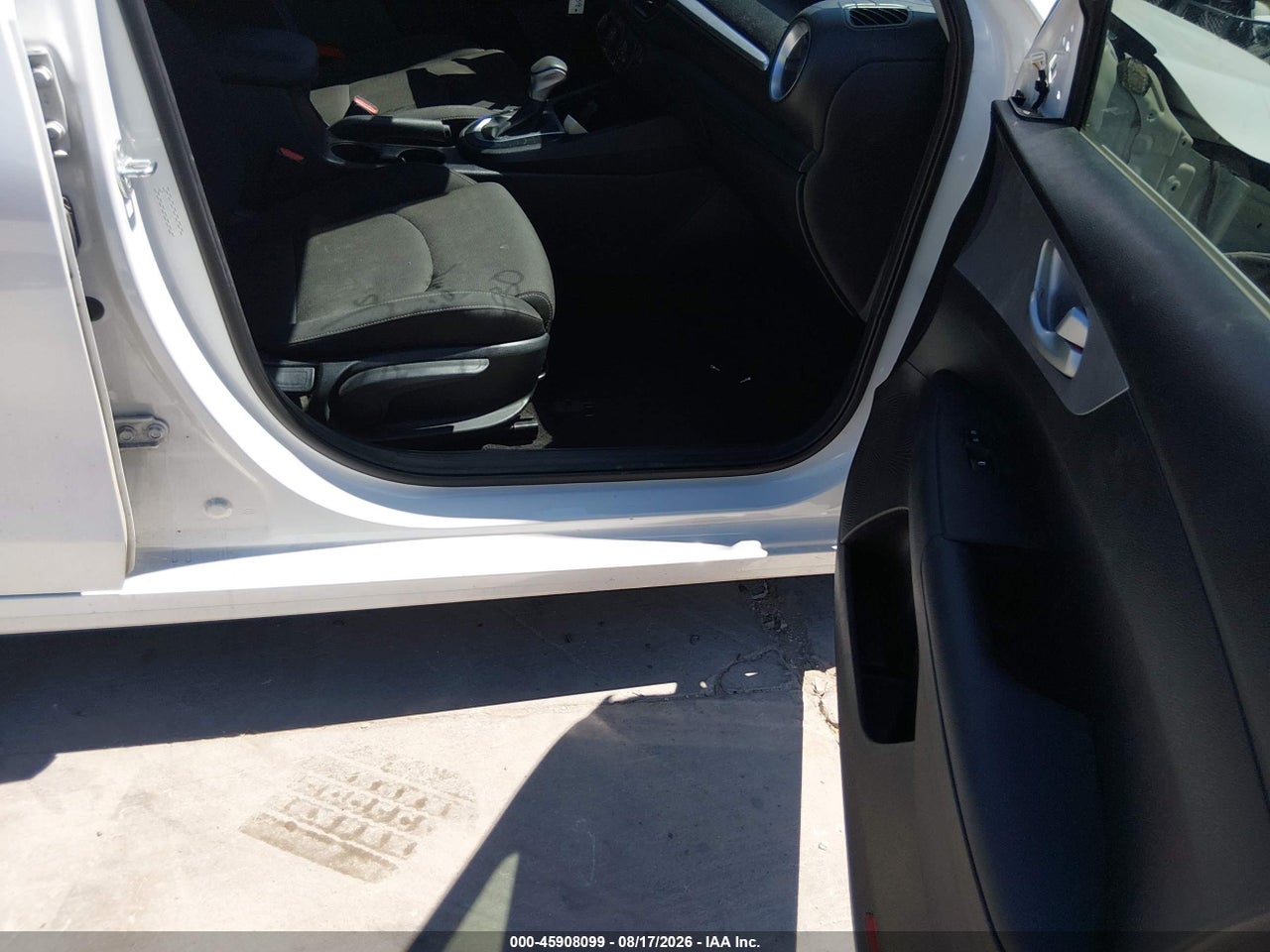2024 KIA FORTE LXS · 5/11