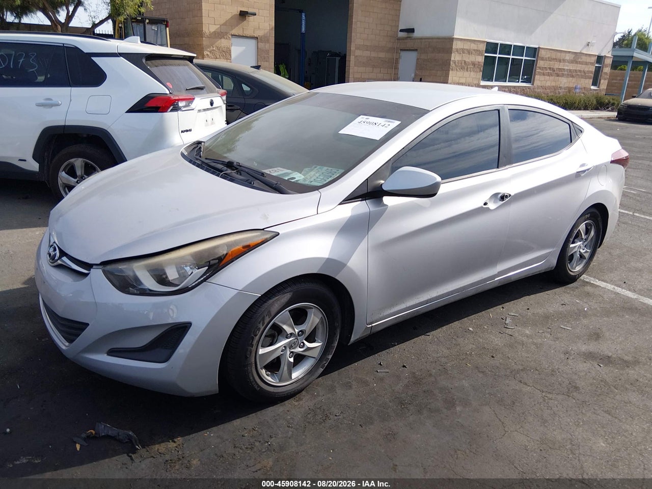 2014 HYUNDAI ELANTRA SE · 2/10