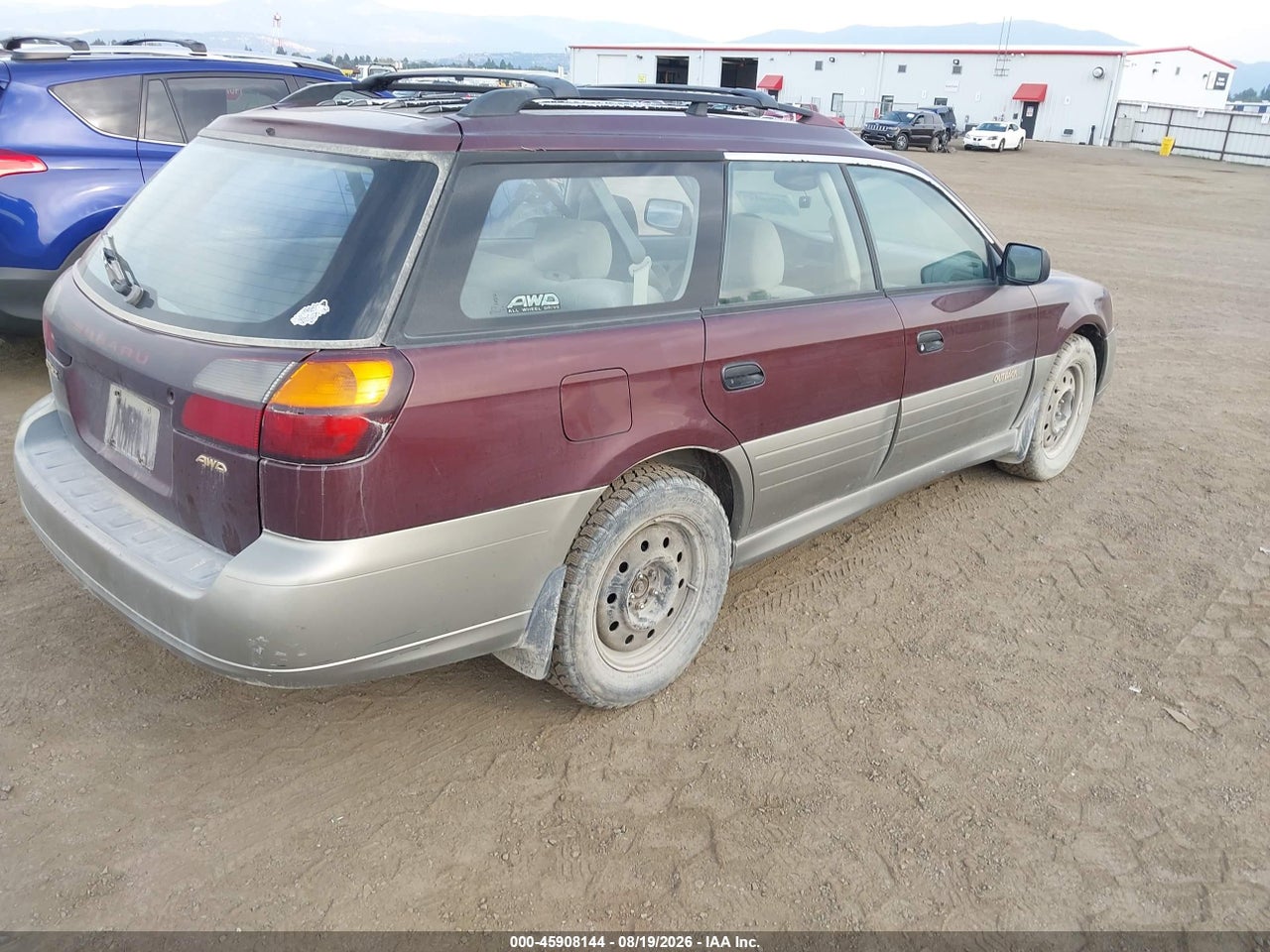 2001 SUBARU OUTBACK · 4/11