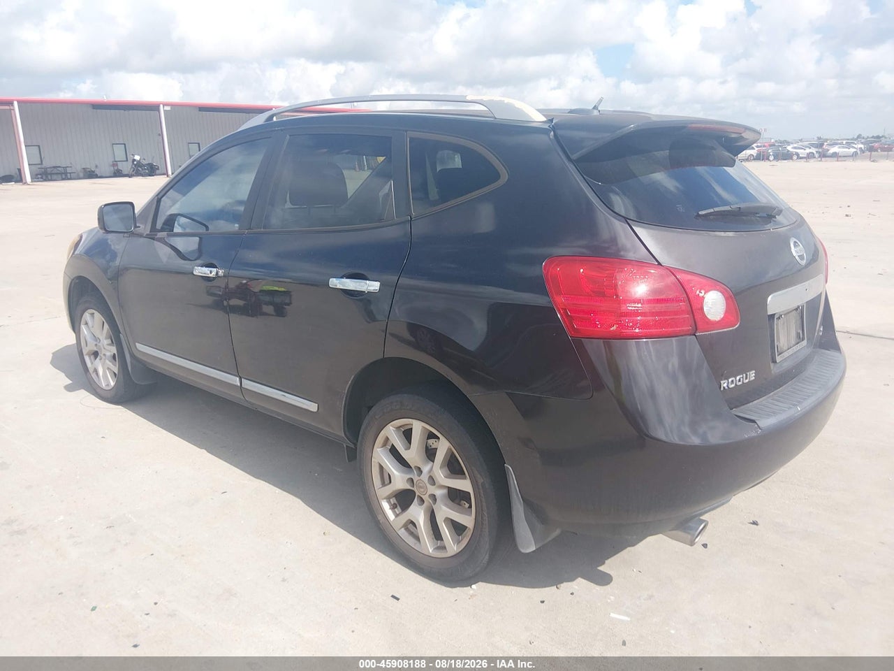 2012 NISSAN ROGUE SV W/SL PKG · 3/11