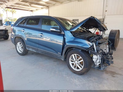 5XYKTCA66FG****** · 2015 KIA SORENTO LX