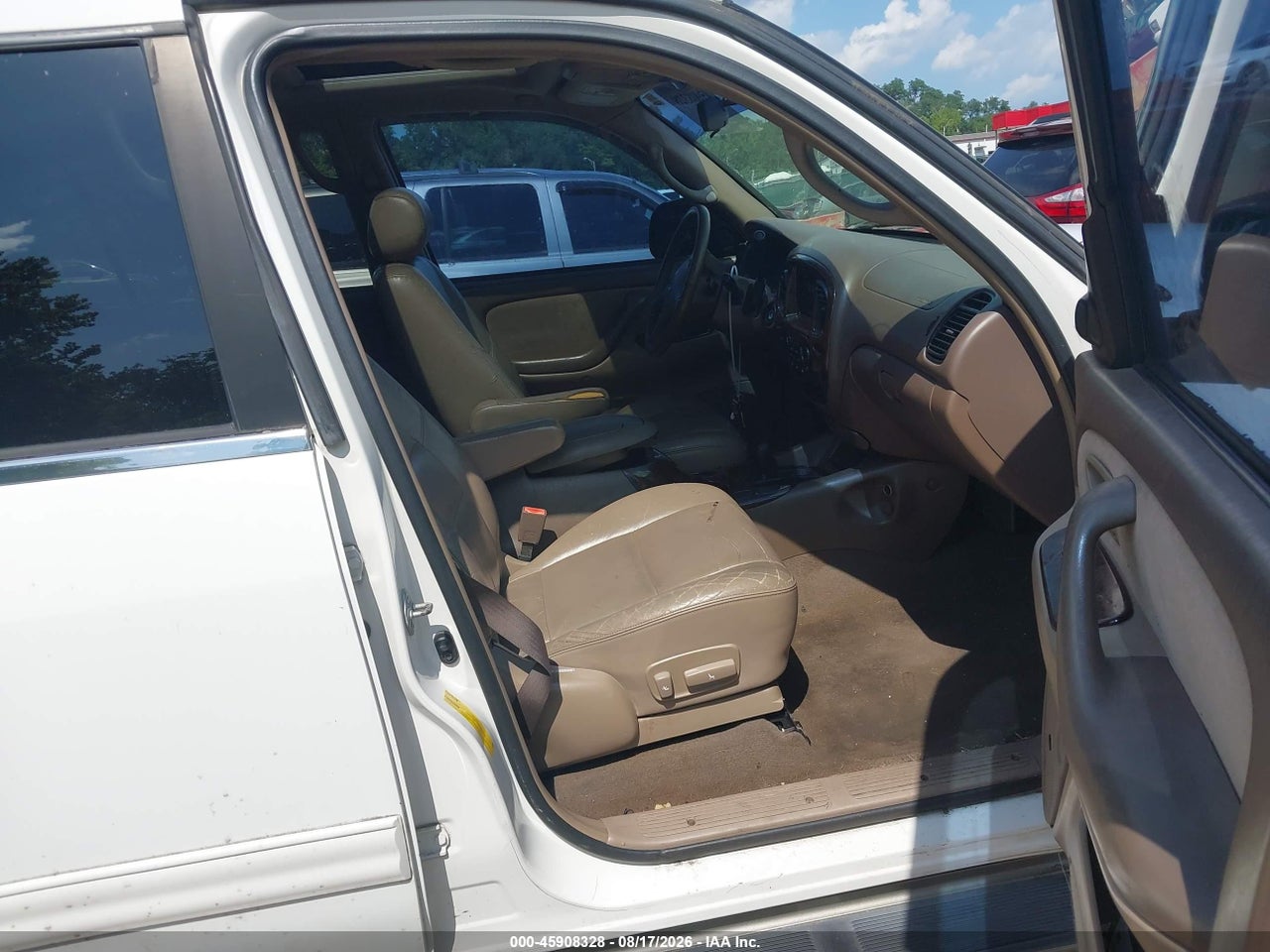 2002 TOYOTA SEQUOIA SR5 V8 · 5/11