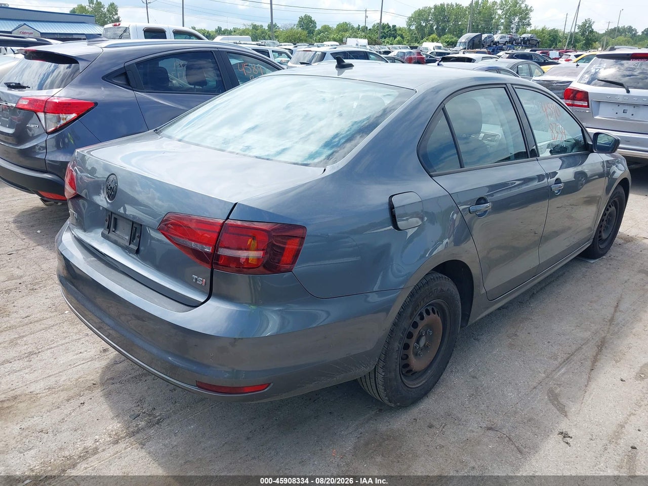 2016 VOLKSWAGEN JETTA 1.4T S · 4/11