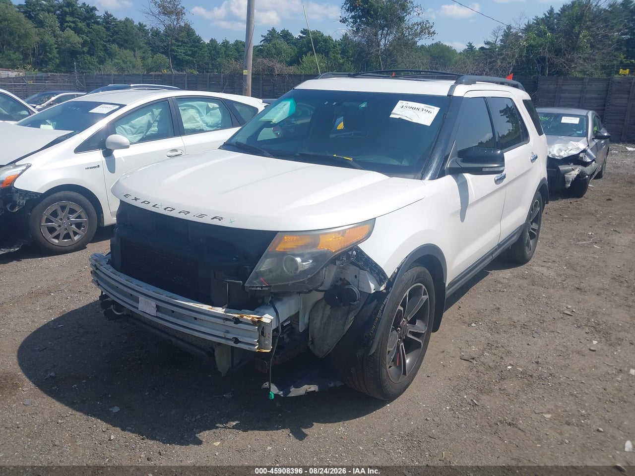 2013 FORD EXPLORER SPORT · 2/11