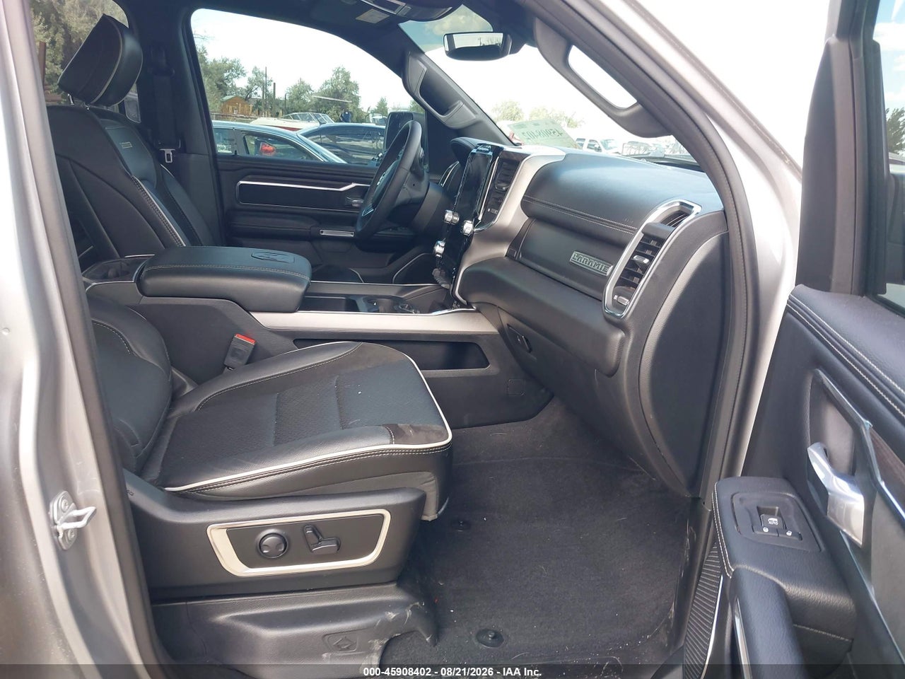2025 RAM 1500 LARAMIE  4X4 6'4 BOX · 5/11