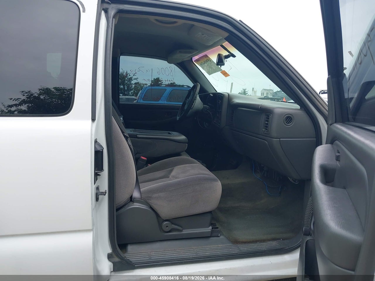 2003 GMC SIERRA 1500   · 5/11