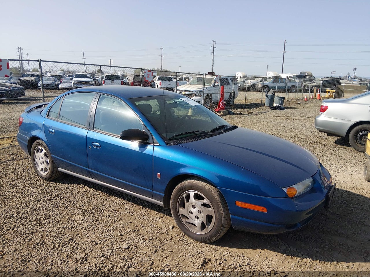 2000 SATURN SL2  