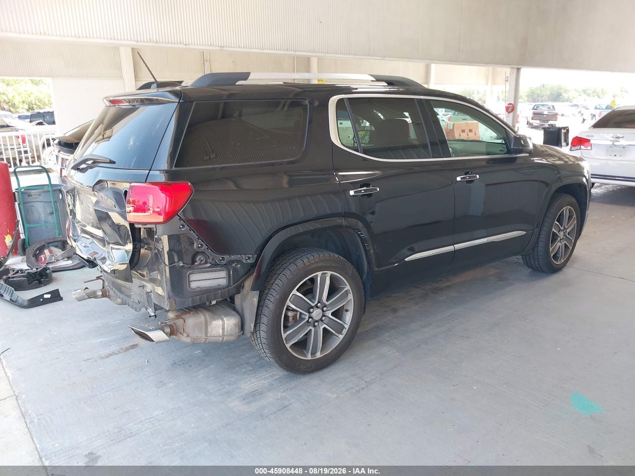 2017 GMC ACADIA DENALI · 4/11