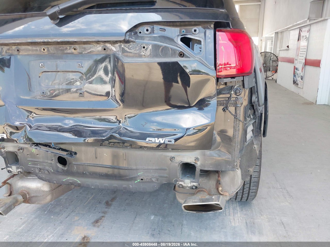 2017 GMC ACADIA DENALI · 6/11