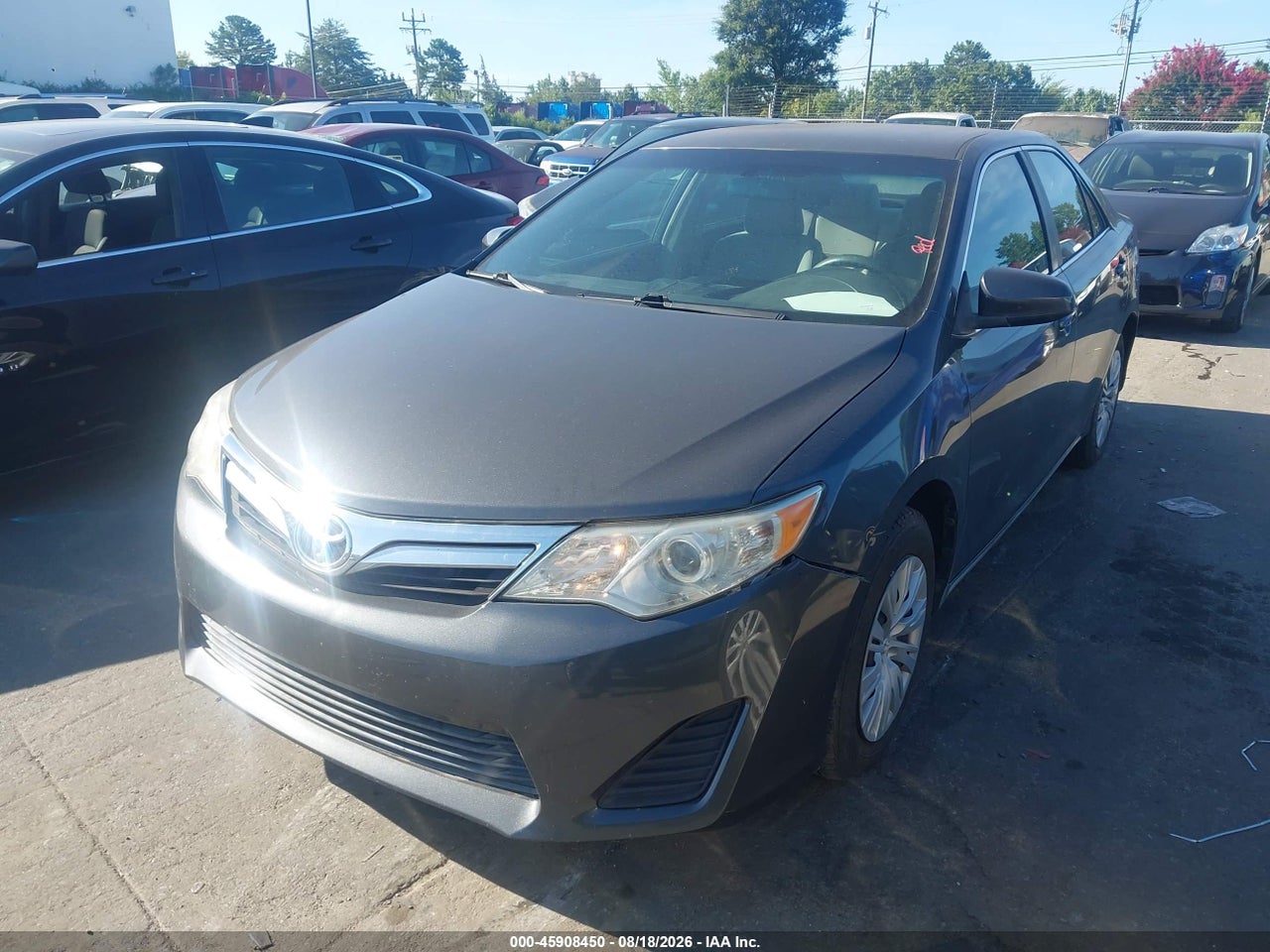 2012 TOYOTA CAMRY LE · 2/11