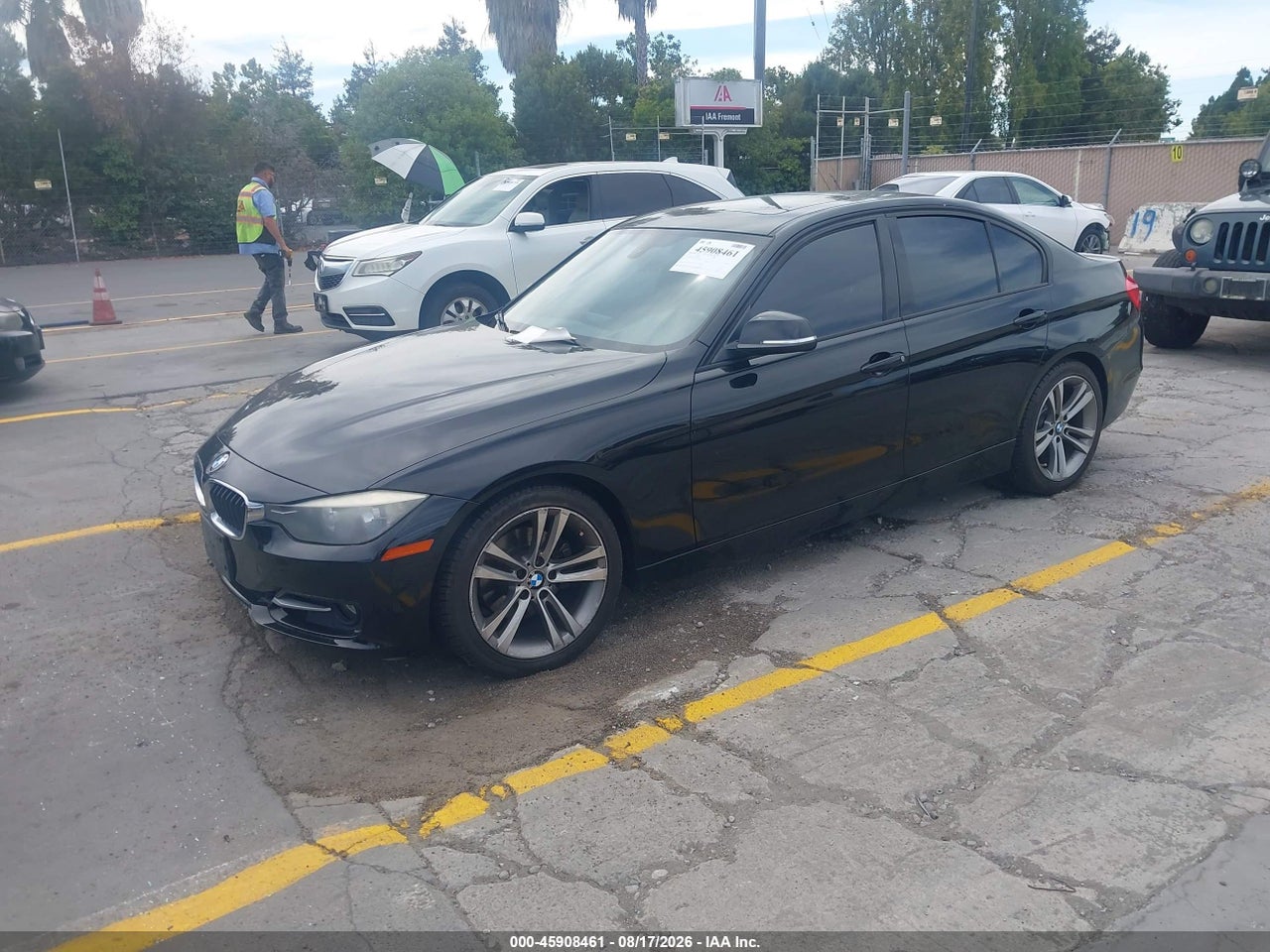 2012 BMW 328I   · 2/11