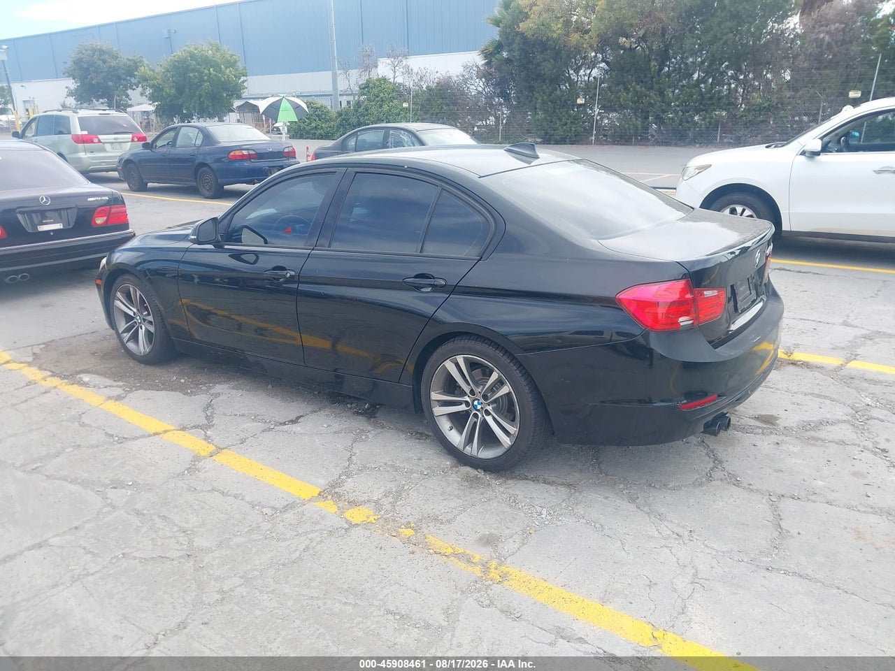 2012 BMW 328I   · 3/11