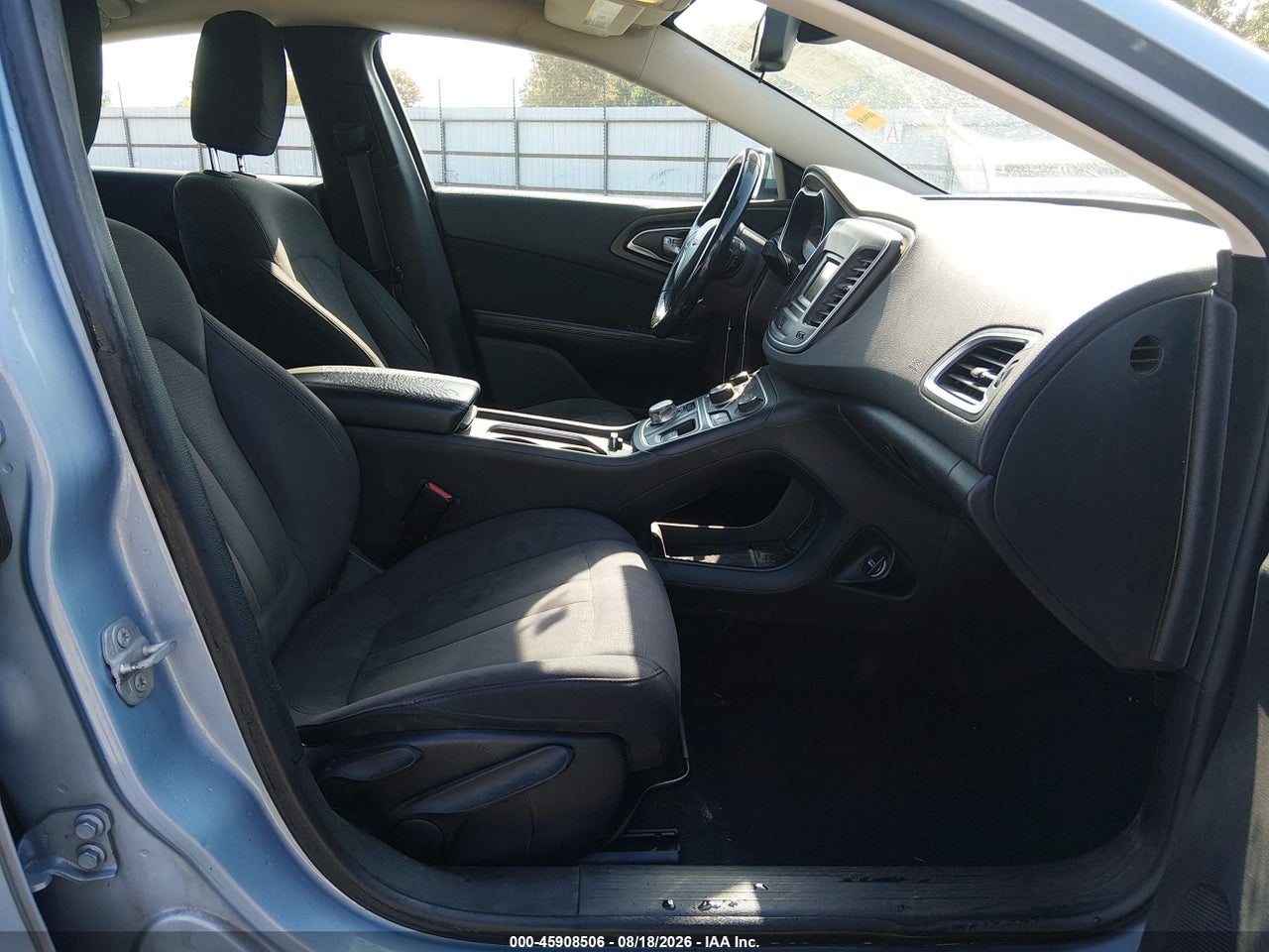 2015 CHRYSLER 200 LIMITED · 5/11