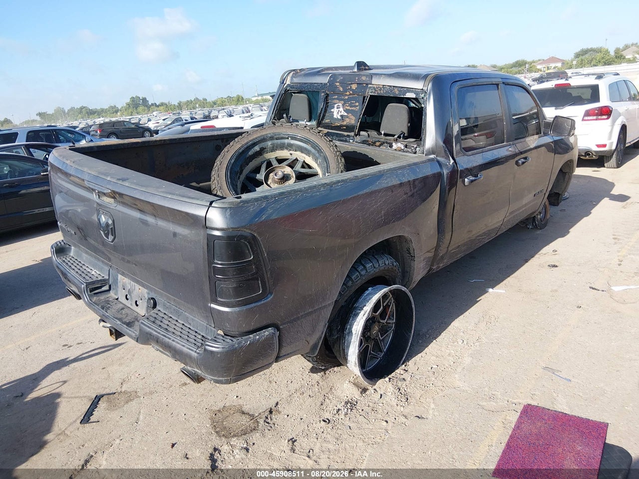 2022 RAM 1500 LONE STAR  4X2 5'7 BOX · 4/10