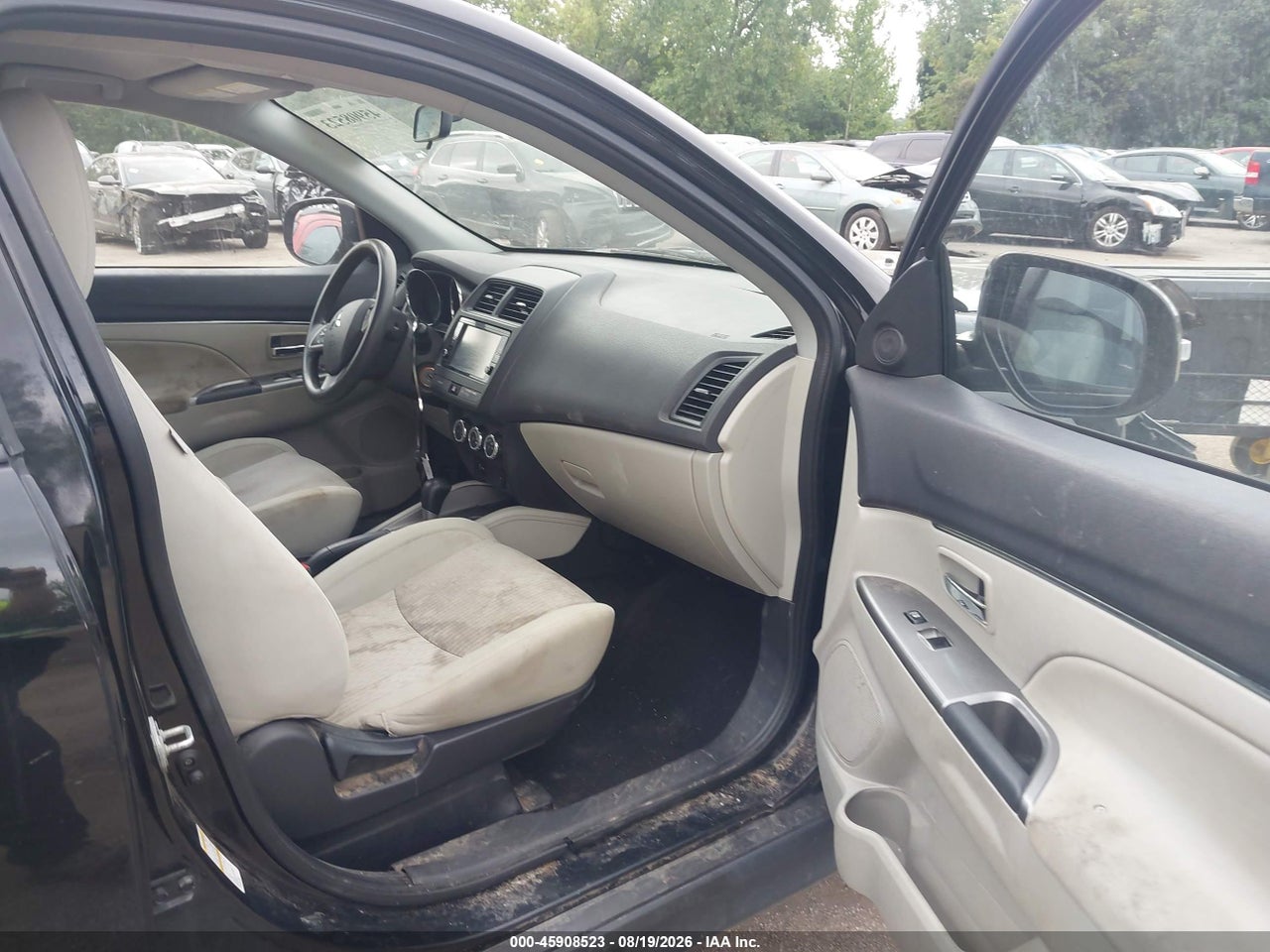 2019 MITSUBISHI OUTLANDER SPORT 2.0 ES · 5/11