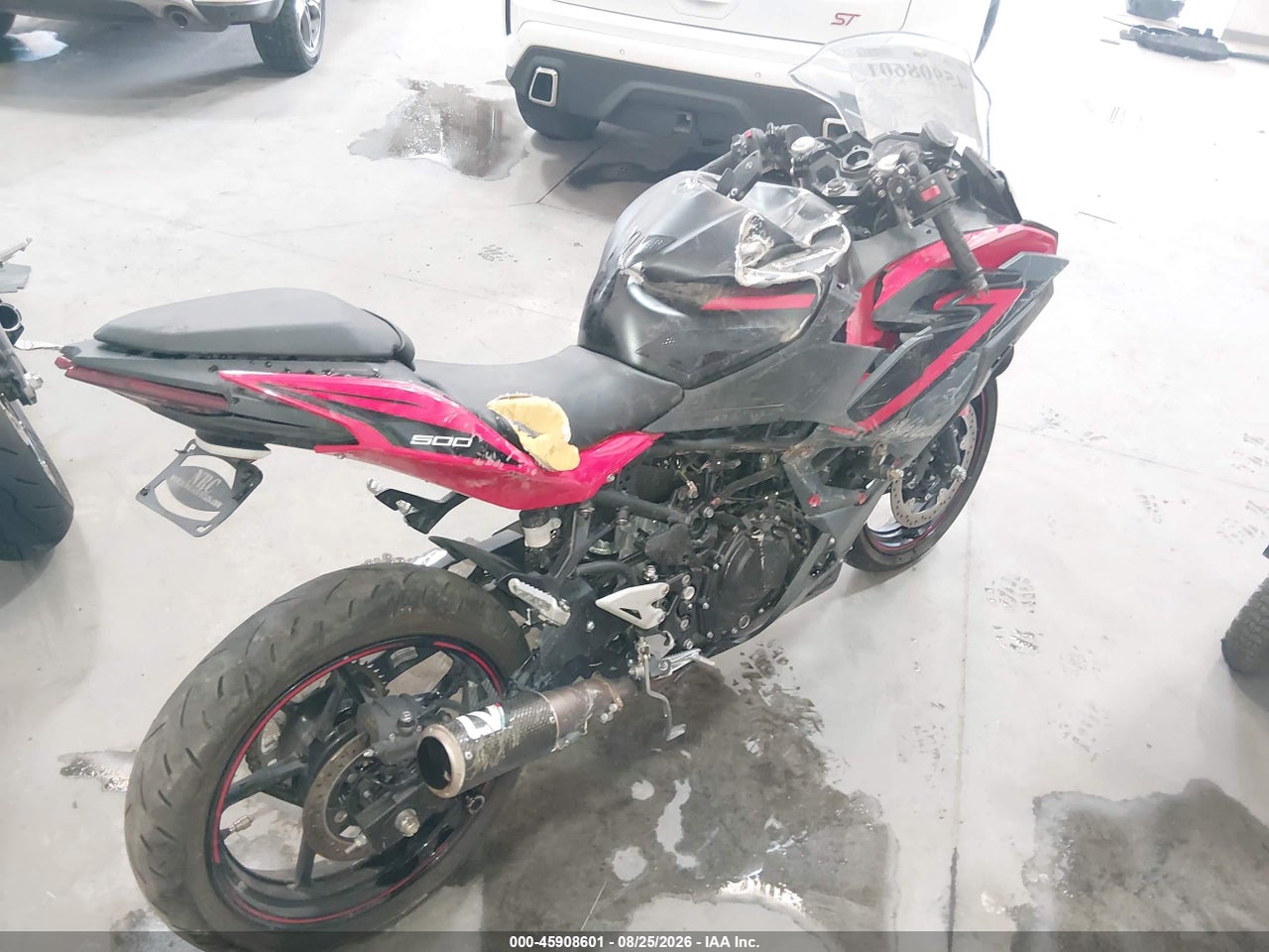 2025 KAWASAKI EX500 A/B · 4/11