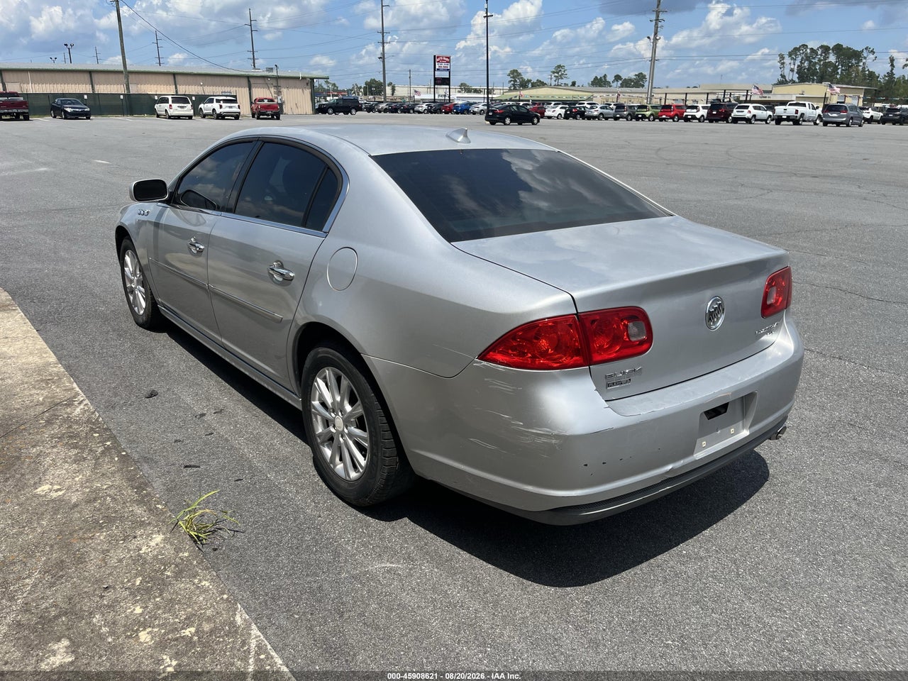 2011 BUICK LUCERNE CXL · 3/5
