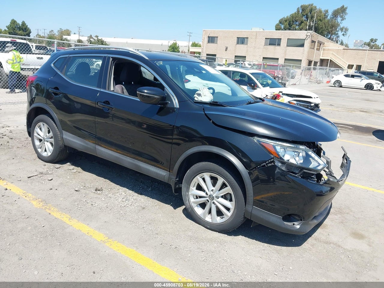 JN1BJ1CP5KW****** · 2019 NISSAN ROGUE SPORT SV