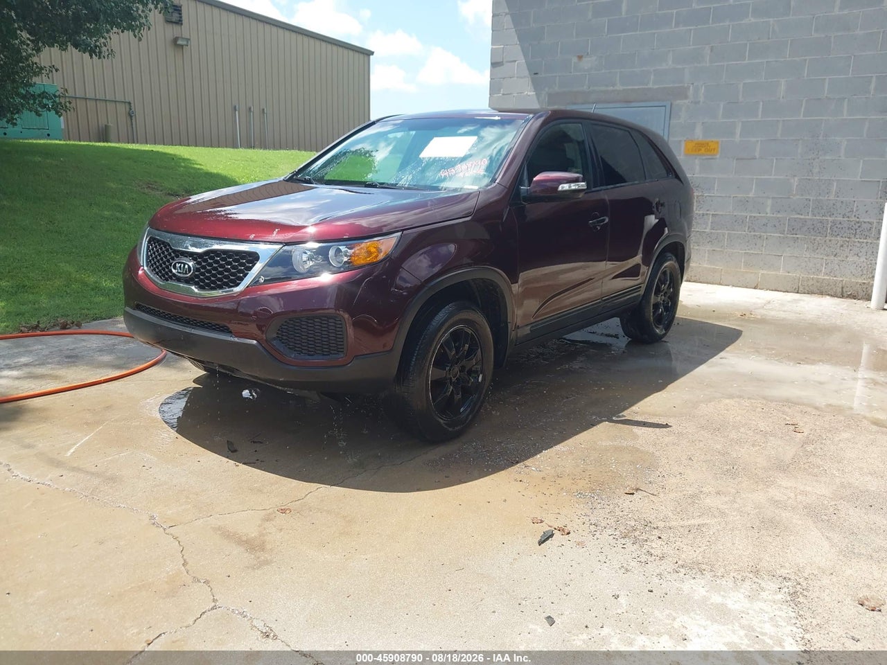 2013 KIA SORENTO LX · 2/11