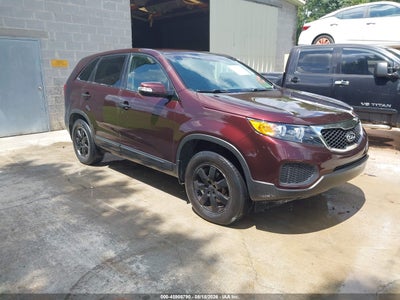 5XYKT3A17DG****** · 2013 KIA SORENTO LX