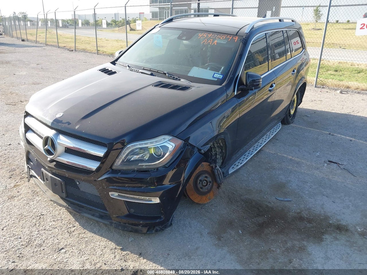 2016 MERCEDES-BENZ GL 550 4MATIC · 2/11