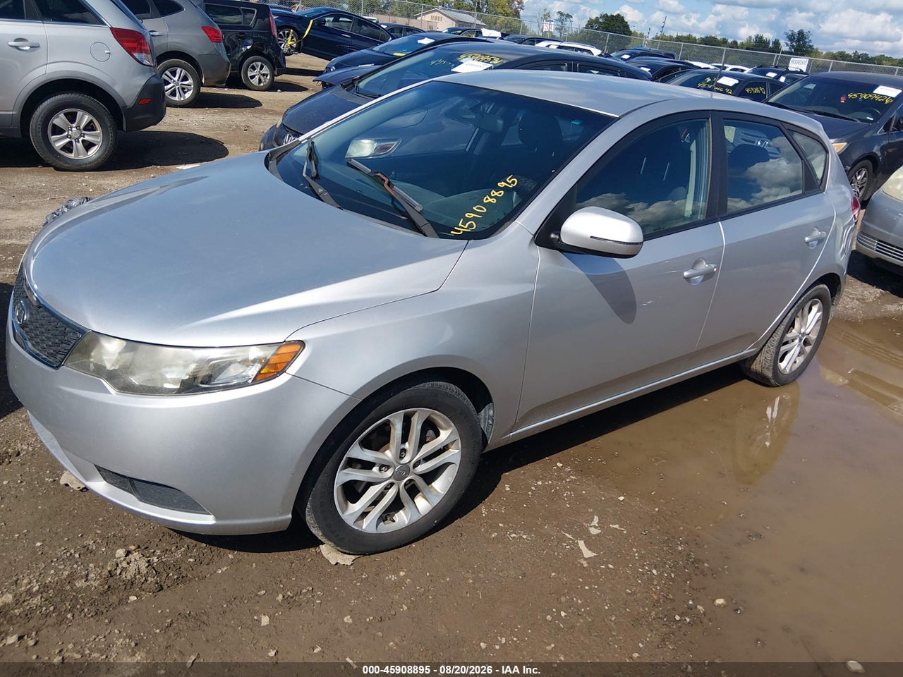 2011 KIA FORTE EX · 2/11