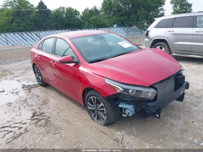 3KPF24AD2RE****** · 2024 KIA FORTE LXS