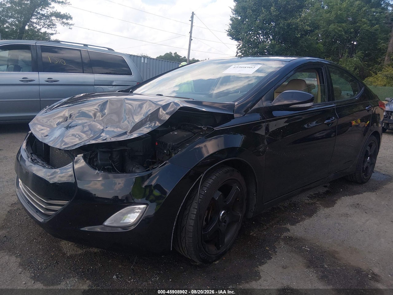 2013 HYUNDAI ELANTRA LIMITED · 2/11