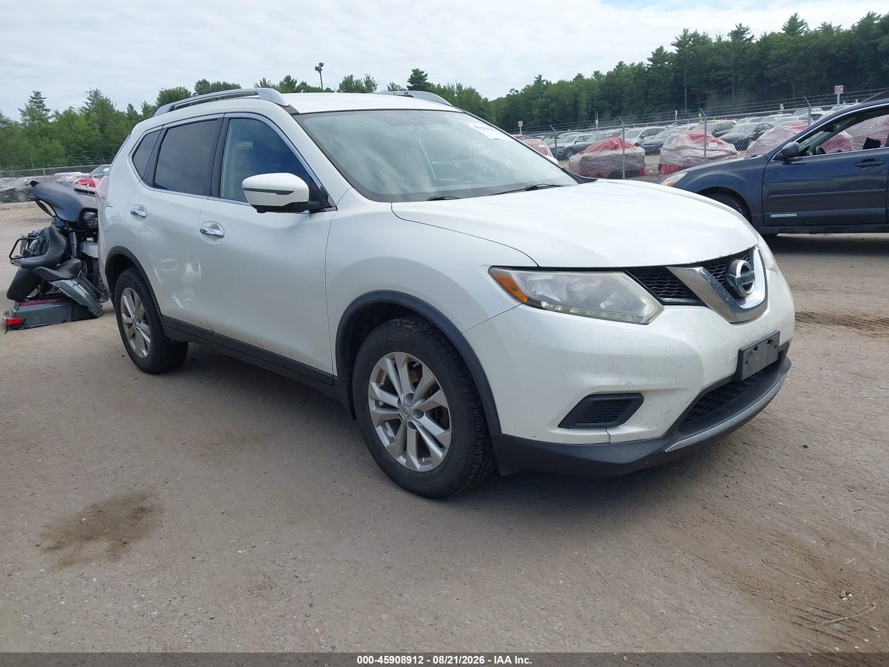 2016 NISSAN ROGUE SV