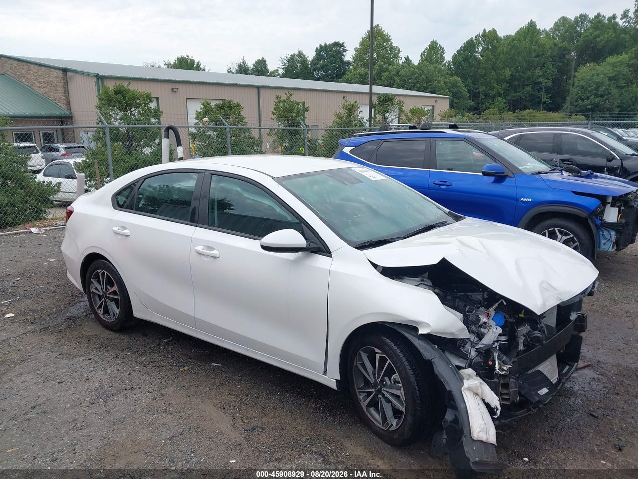 3KPF24AD3NE****** · 2022 KIA FORTE LXS
