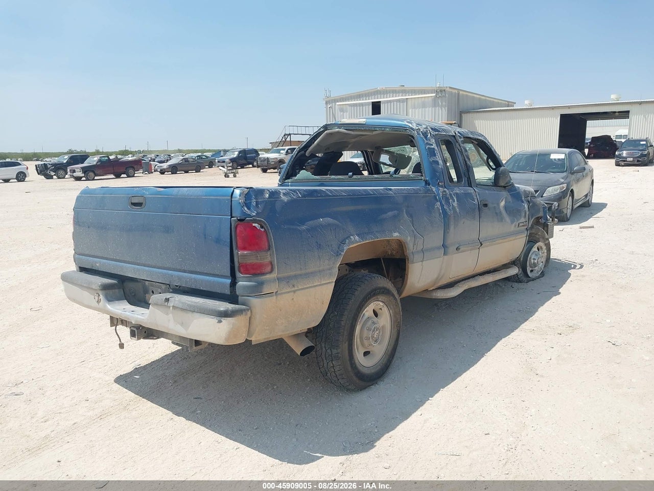 2002 DODGE RAM 2500 ST · 4/8