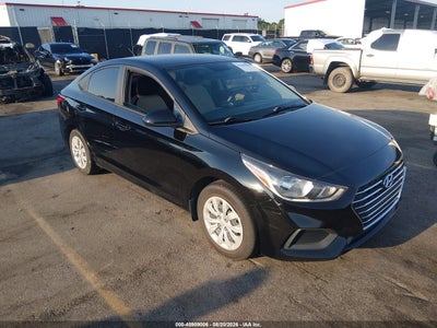 3KPC24A69NE****** · 2022 HYUNDAI ACCENT SE