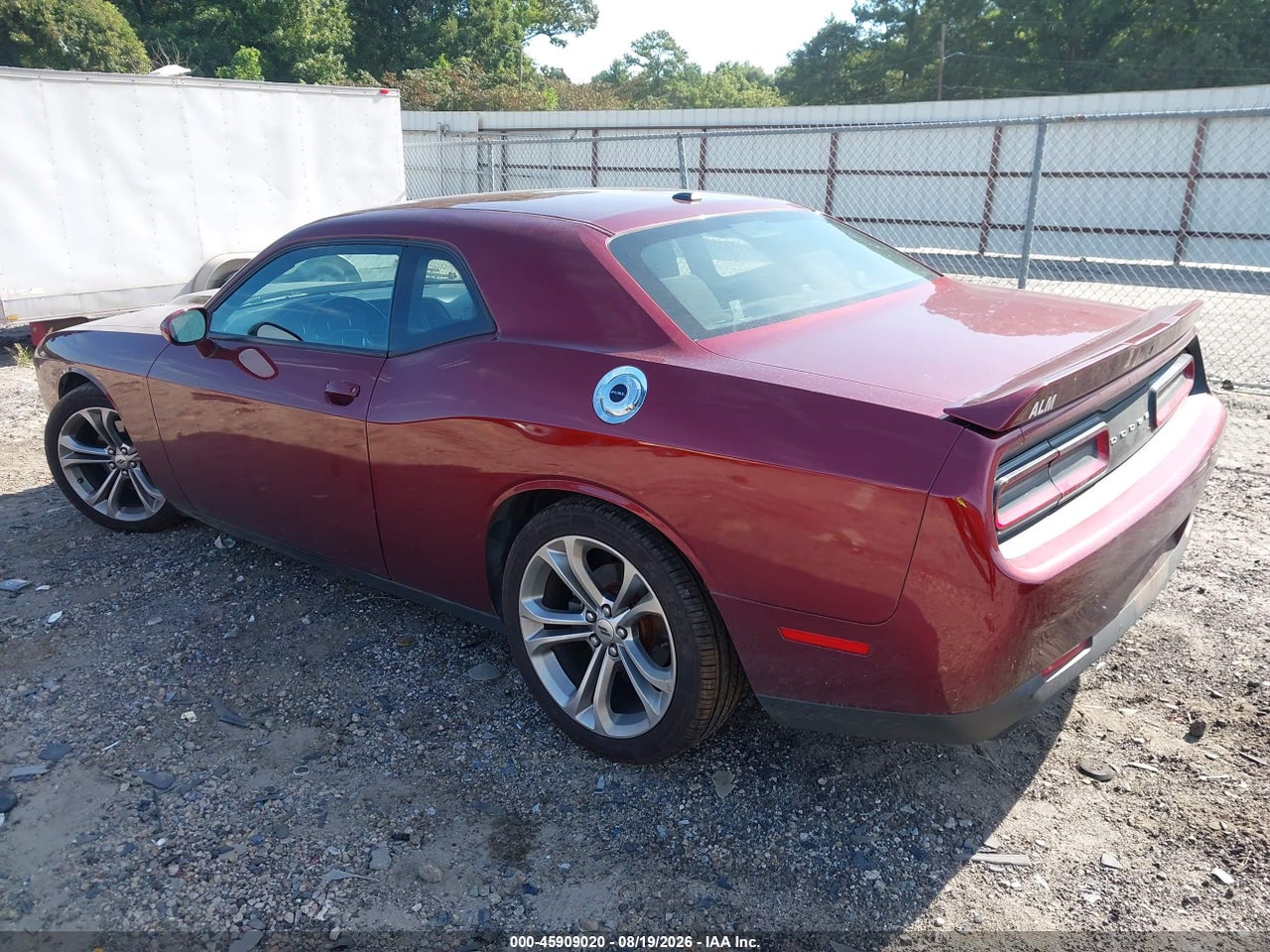 2021 DODGE CHALLENGER R/T · 3/5
