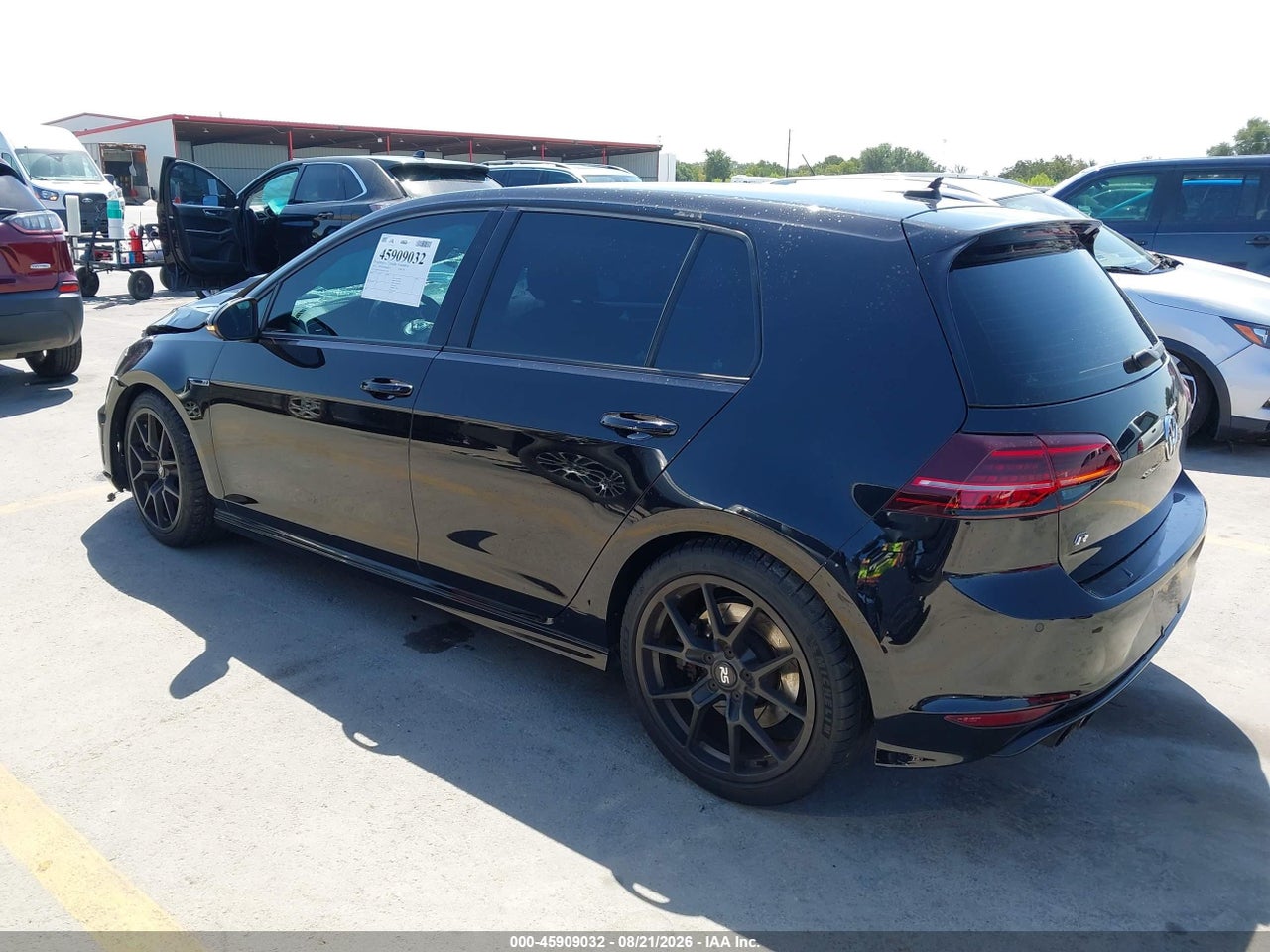 2017 VOLKSWAGEN GOLF R 4-DOOR W/DCC   NAVIGATION · 3/11