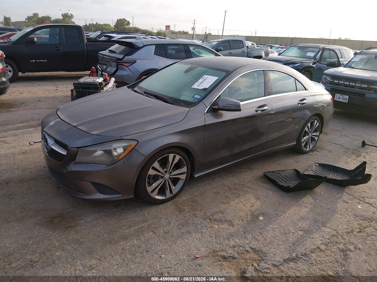 2016 MERCEDES-BENZ CLA 250 · 2/11
