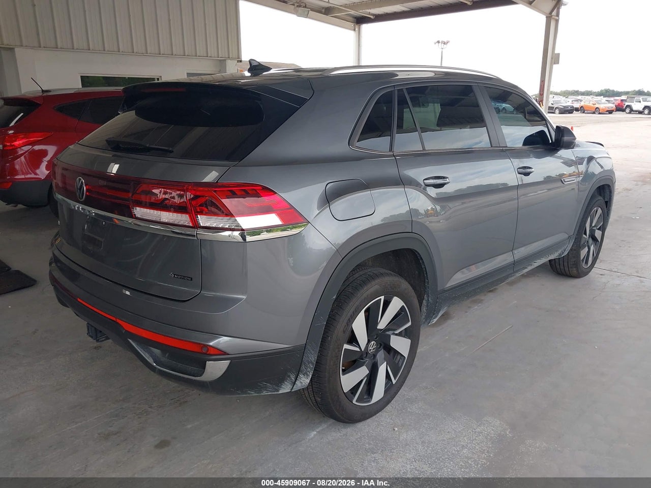 2025 VOLKSWAGEN ATLAS CROSS SPORT 2.0T SE W/TECHNOLOGY · 4/10
