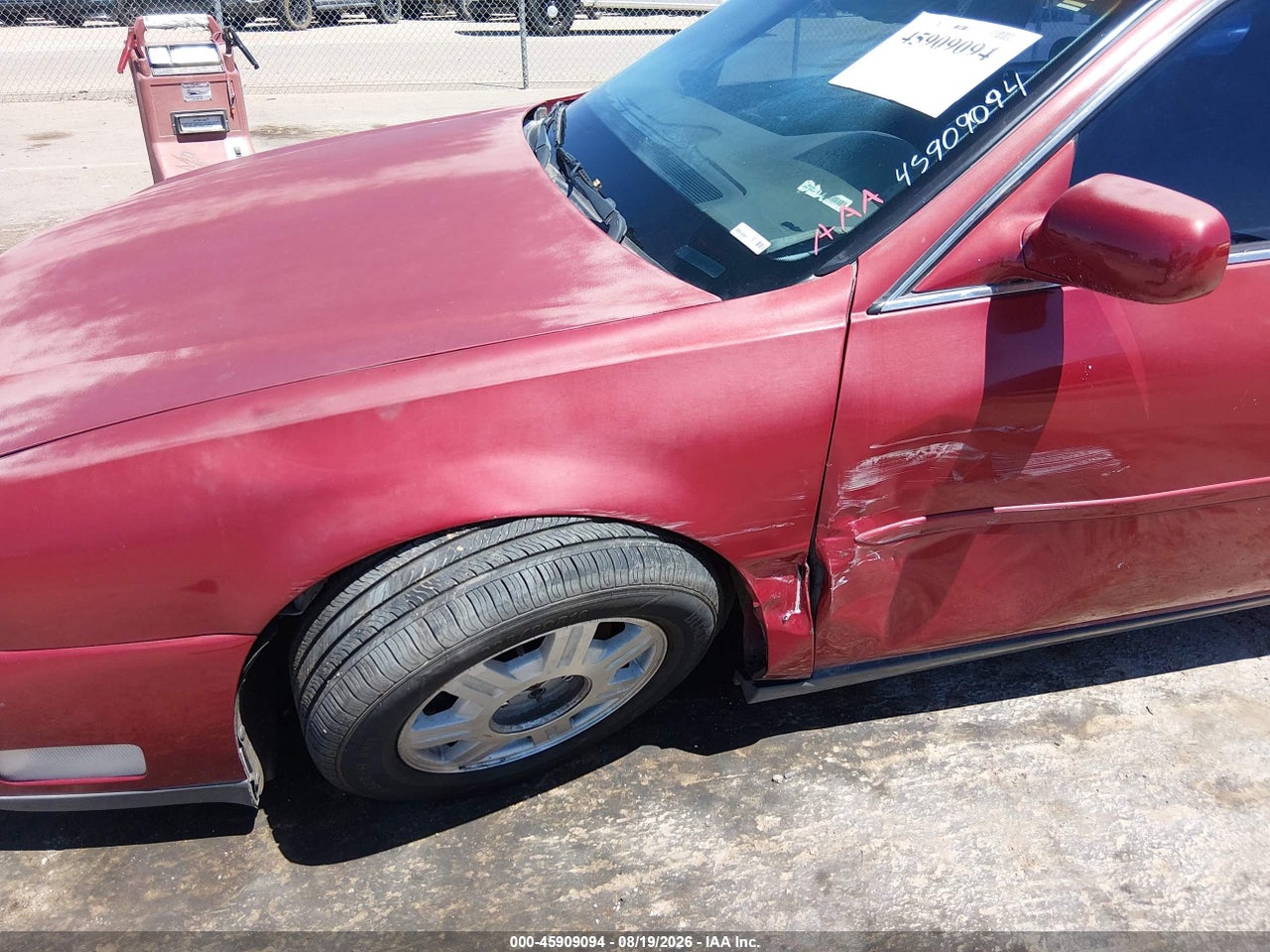 2004 CADILLAC DEVILLE · 6/10