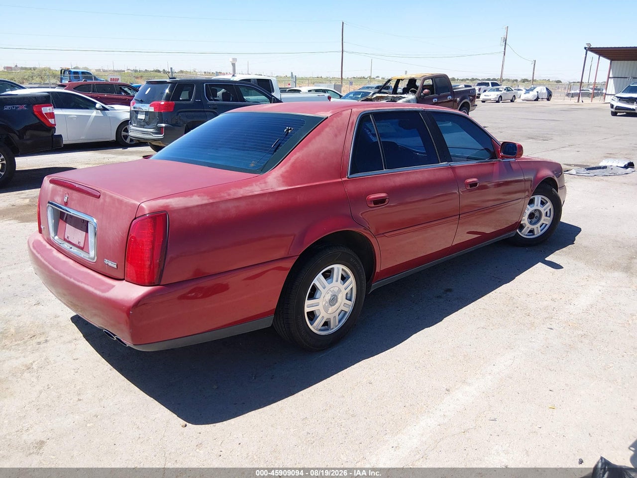 2004 CADILLAC DEVILLE · 4/10