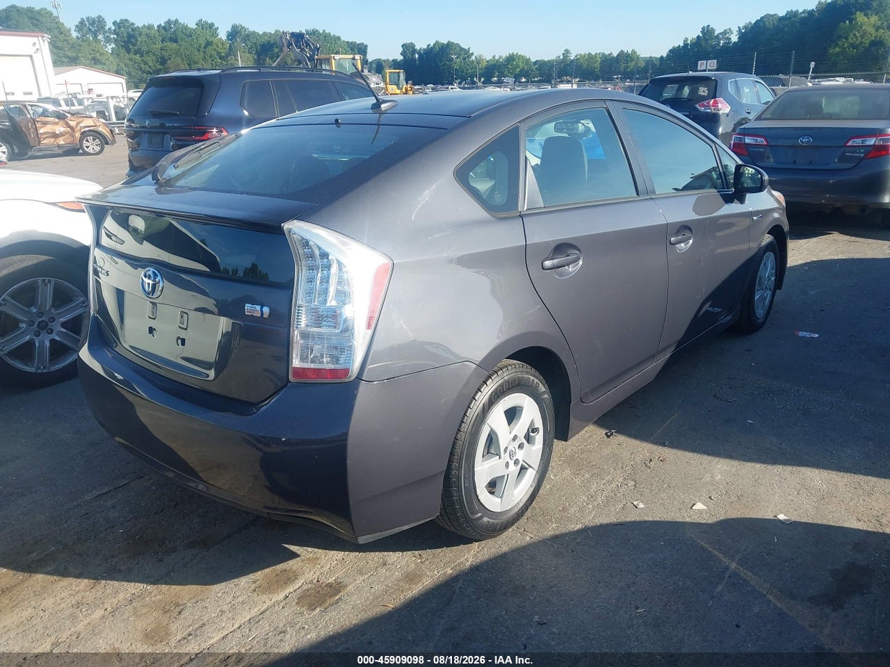2011 TOYOTA PRIUS THREE · 4/11