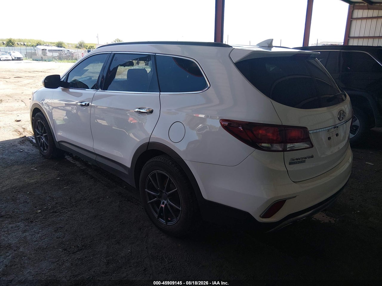 2017 HYUNDAI SANTA FE SE · 3/11