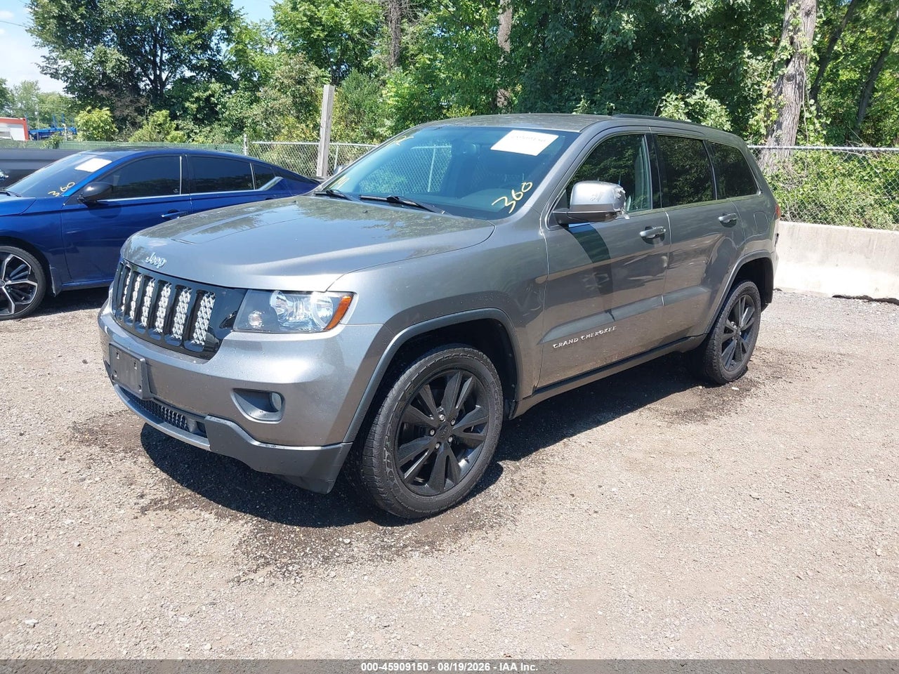 2013 JEEP GRAND CHEROKEE LAREDO ALTITUDE · 2/11