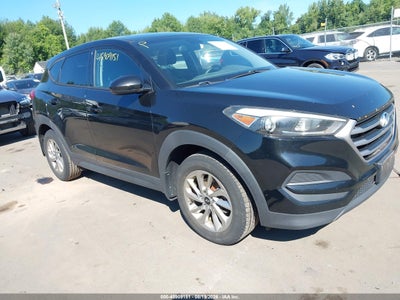 KM8J2CA44JU****** · 2018 HYUNDAI TUCSON SE