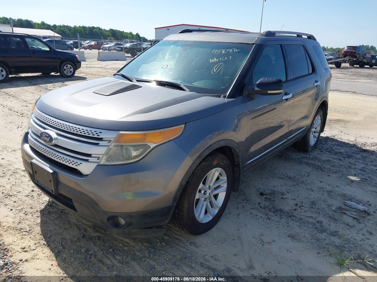 2013 FORD EXPLORER XLT · 2/11
