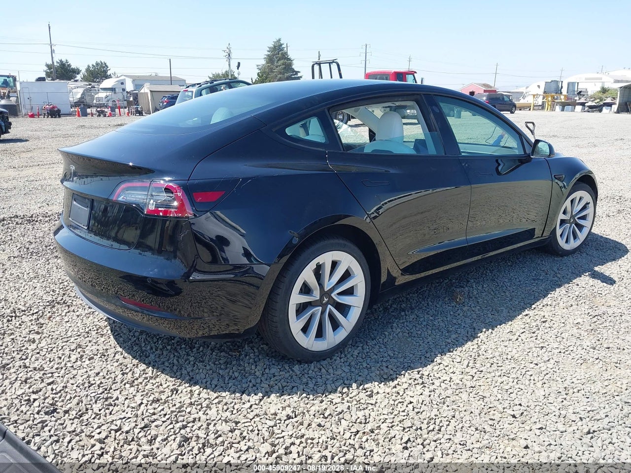 2021 TESLA MODEL 3 STANDARD RANGE PLUS REAR-WHEEL DRIVE · 4/10